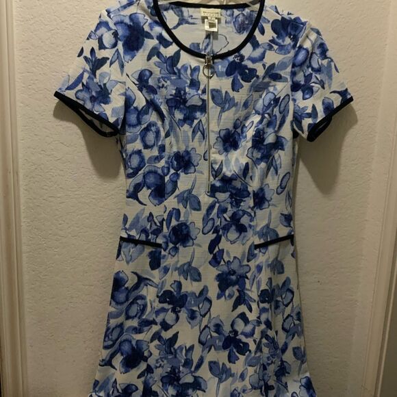 ENFOCUS STUDIO Beautiful Floral Dress blue white - Picture 2 of 7